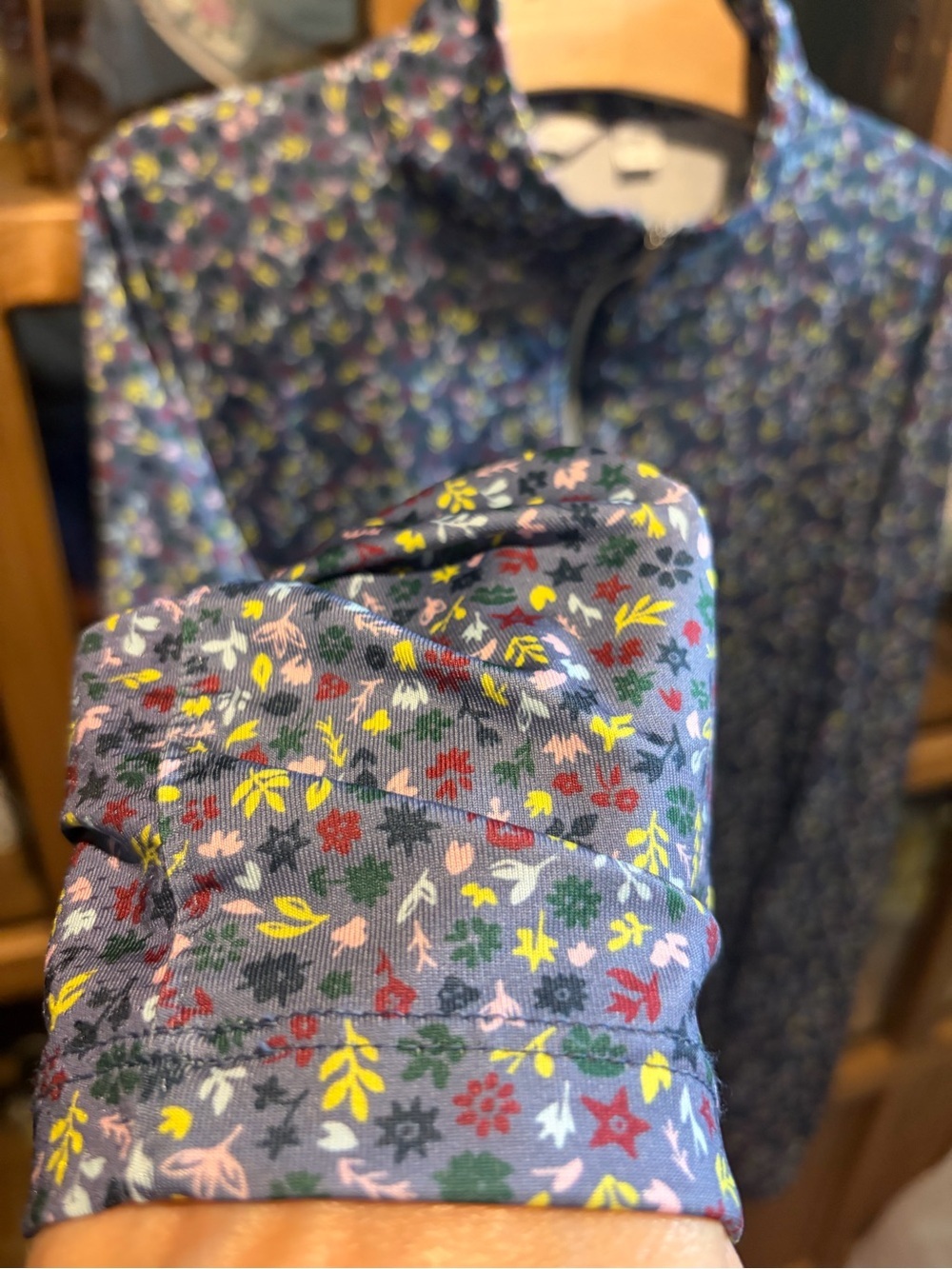 Lady Hagen Navy Floral Quarter-Zip Pullover Size Medium - Picture 3 of 7